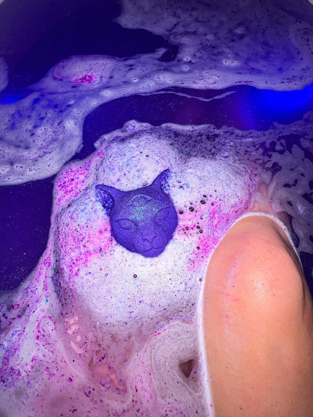 Psychic Protector Crystal-Infused Bath Bomb