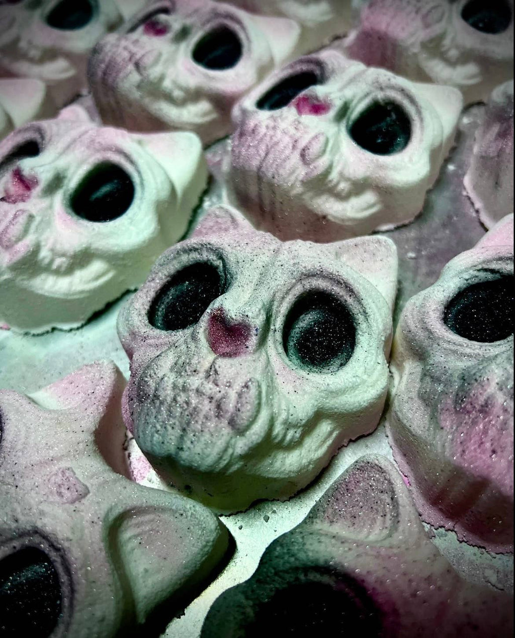 Curiosity Crystal Infused Bath Bomb