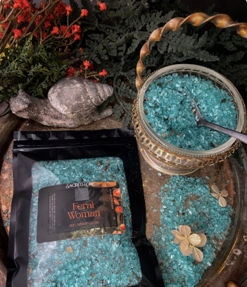 Feral Woman Bath Soak