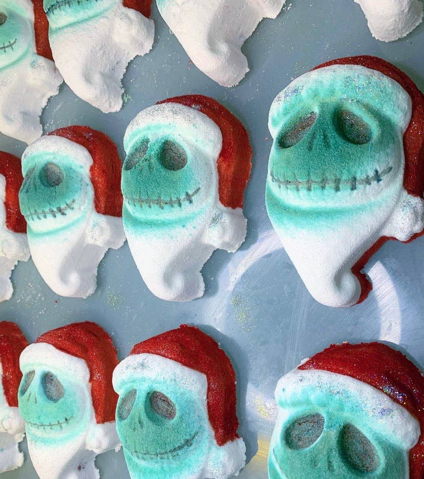 Sandy Claws Crystal Infused Bath Bomb