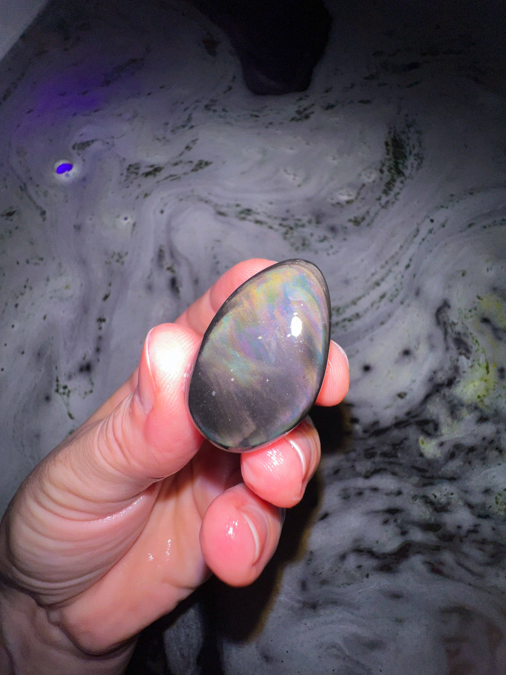 Lunar Kitty Crystal-Infused Bath Bomb